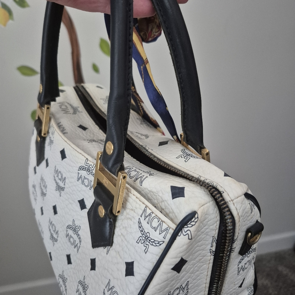 MCM Purse - Picture 6 of 11